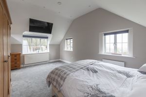 Main Bedroom (2)- click for photo gallery